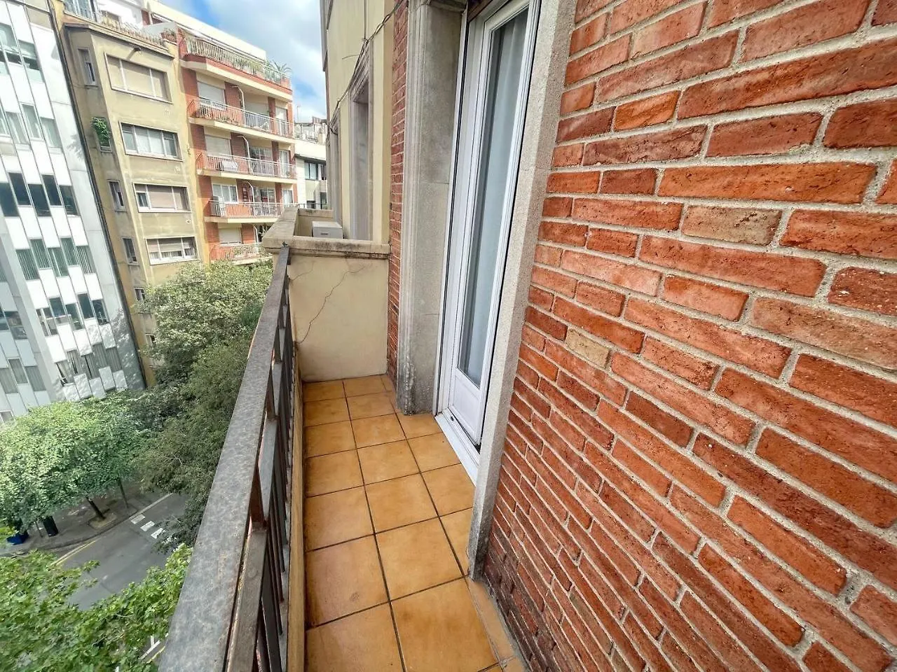 Alojamiento Nuevo Valenci Barcelona Bed & Breakfast