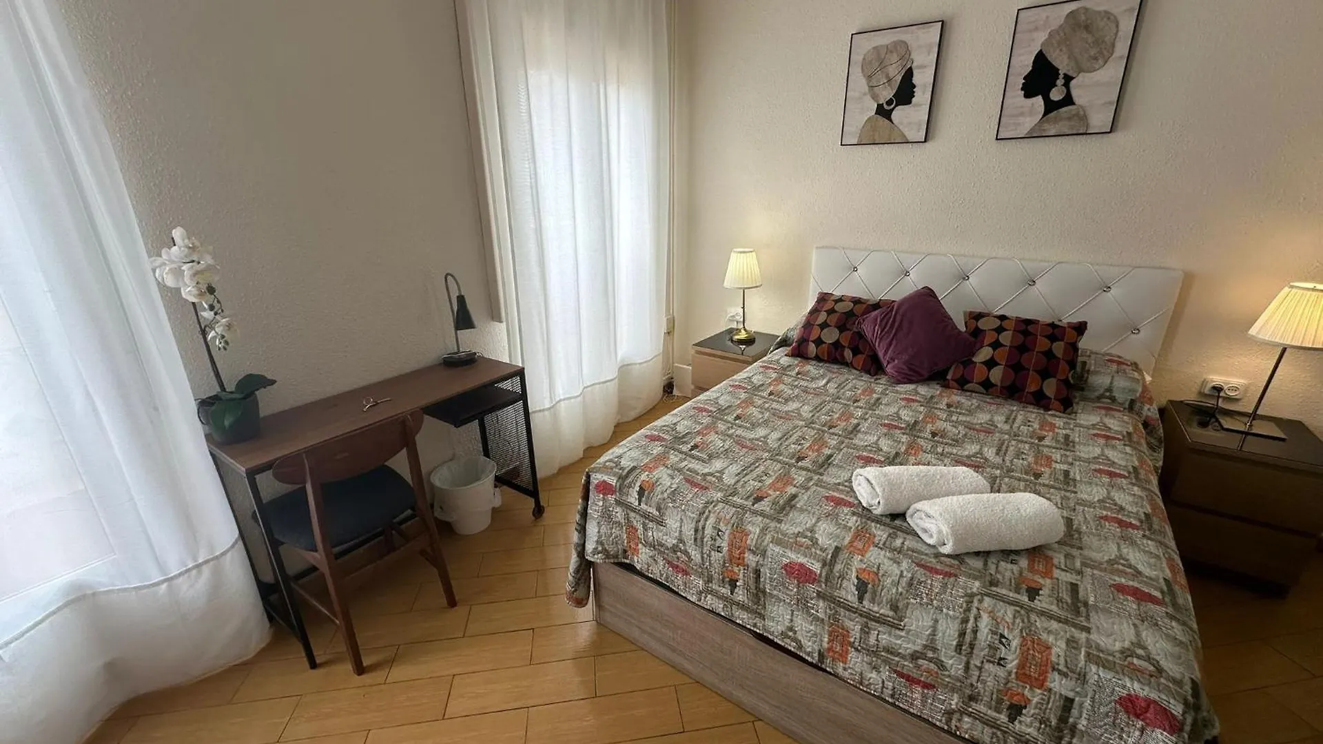 Bed & Breakfast Alojamiento Nuevo Valenci Barcelona Spain