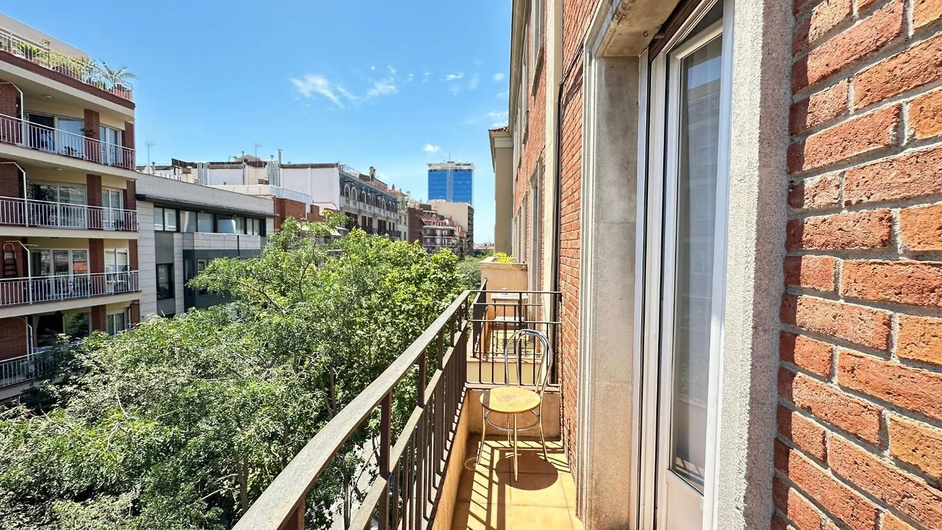 Bed & Breakfast Alojamiento Nuevo Valenci Barcelona