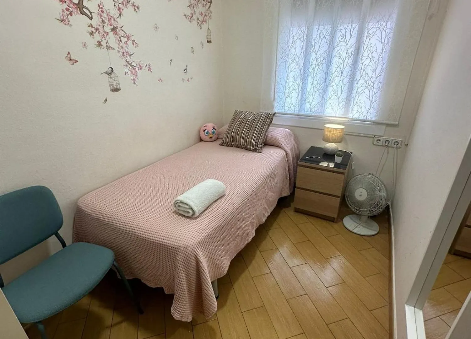 Alojamiento Nuevo Valenci Barcelona 0*,  Spain