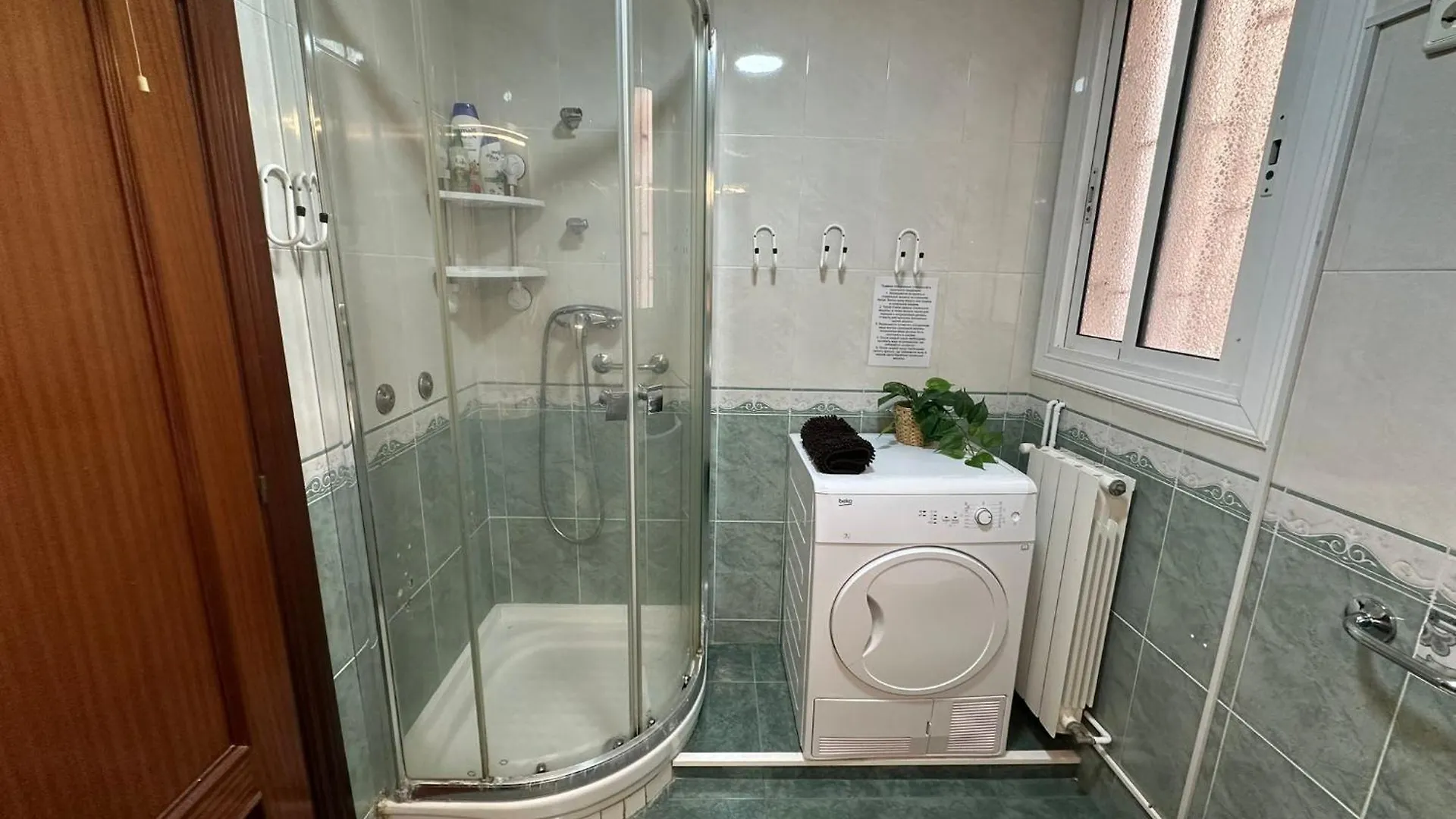 Alojamiento Nuevo Valenci Barcelona Bed & Breakfast
