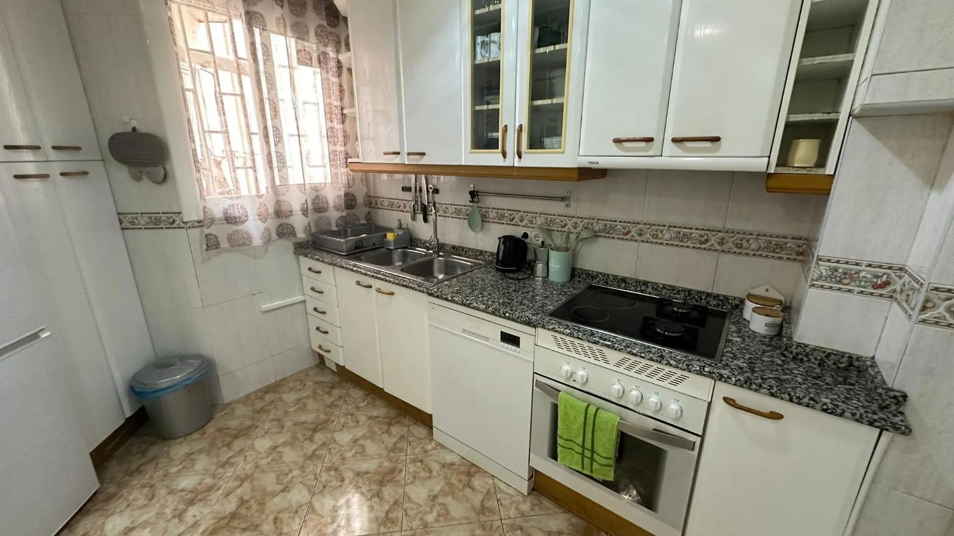 Bed & Breakfast Alojamiento Nuevo Valenci Barcelona